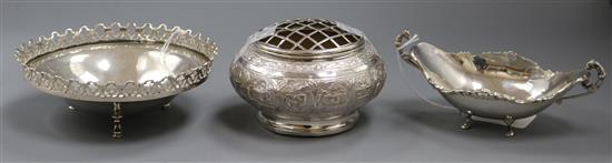 An Egyptian white metal oval two-handled bon bon dish, a Portuguese pierced white metal bowl and a Malaysian white metal bowl 15oz